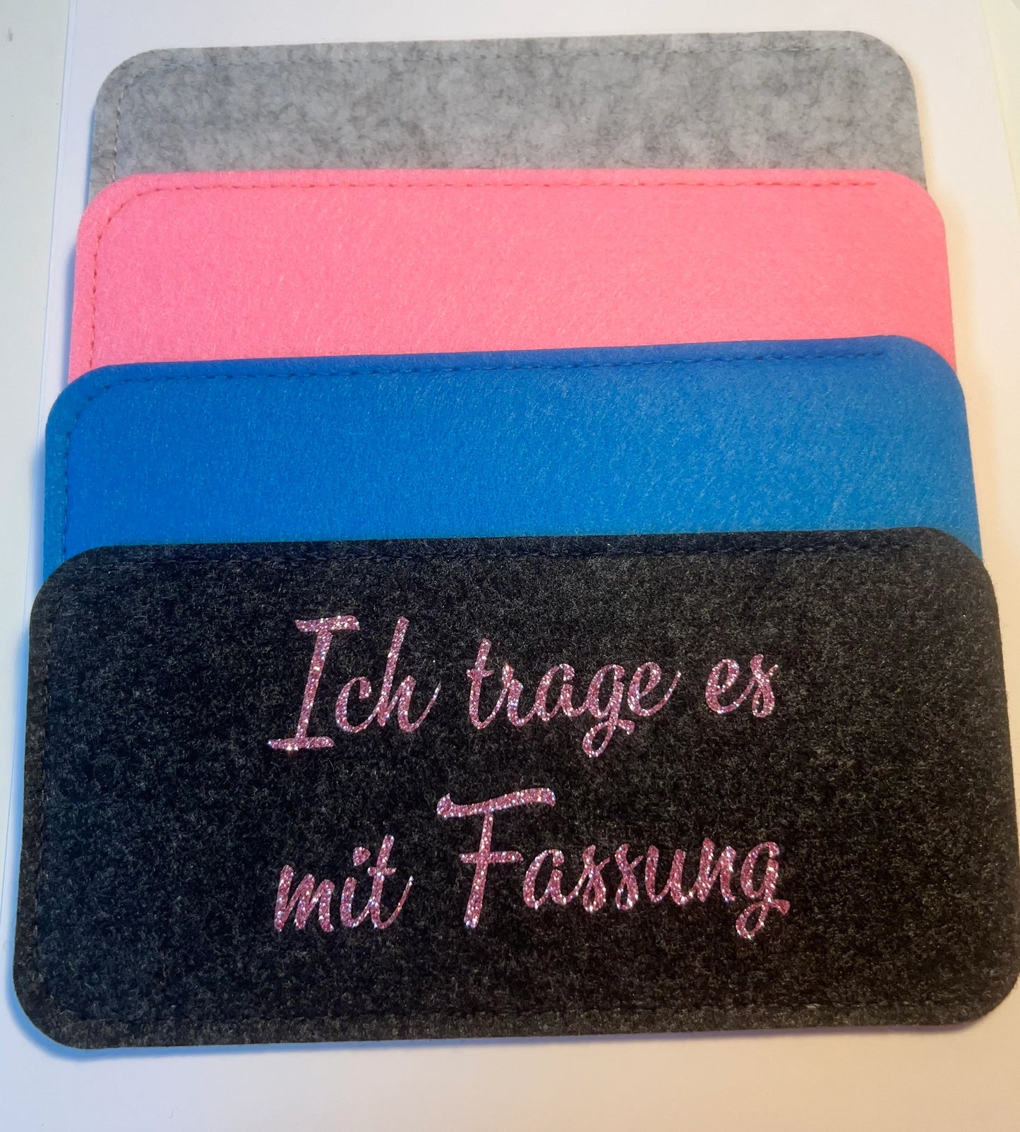 Brillenetui aus Filz, personalisiert
