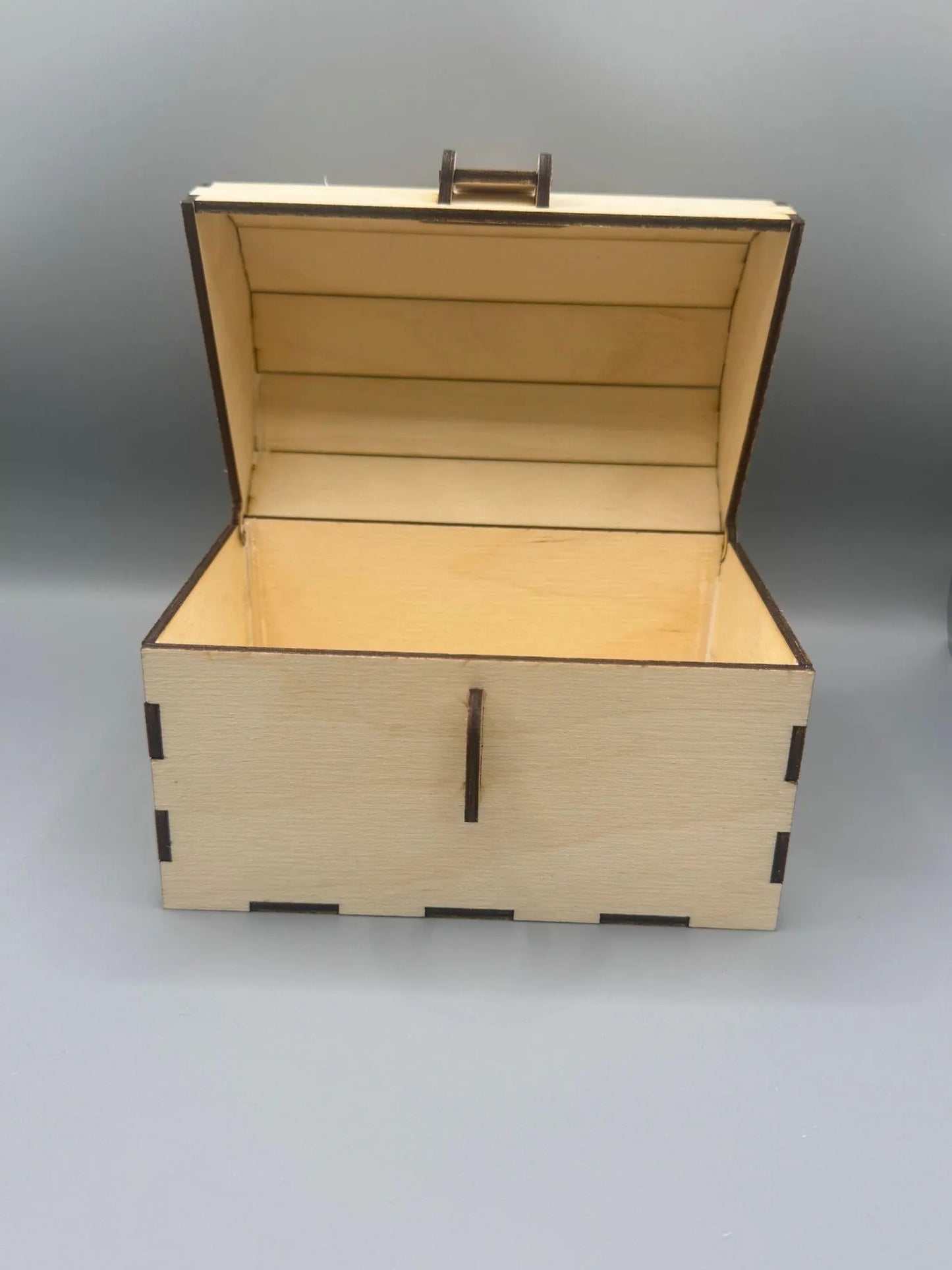 Spardose/Schatztruhe aus Holz