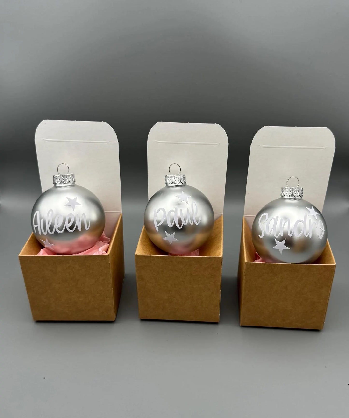 Weihnachtskugeln mit Personalisierung
