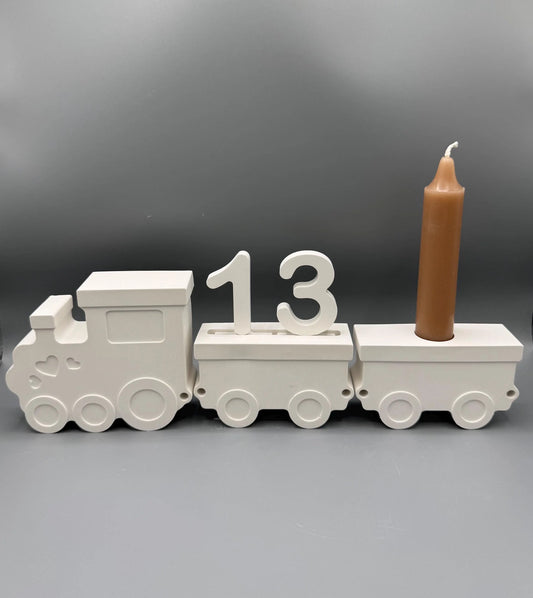 Geburtstagszug inkl. Zahlen 0-9 aus Keraflott/Eisenbahn/Geburtstag/Kerzenhalter