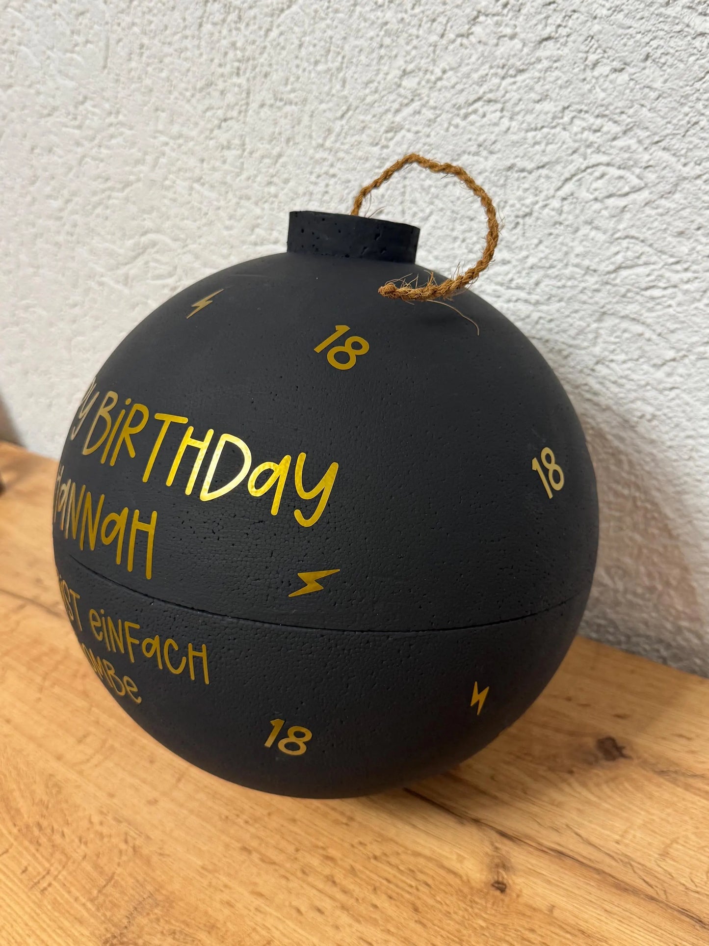 Geschenkbox/Bombe/Geburtstagsgeschenk